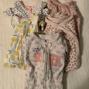 Bundle of 5 adorable Footie pjs